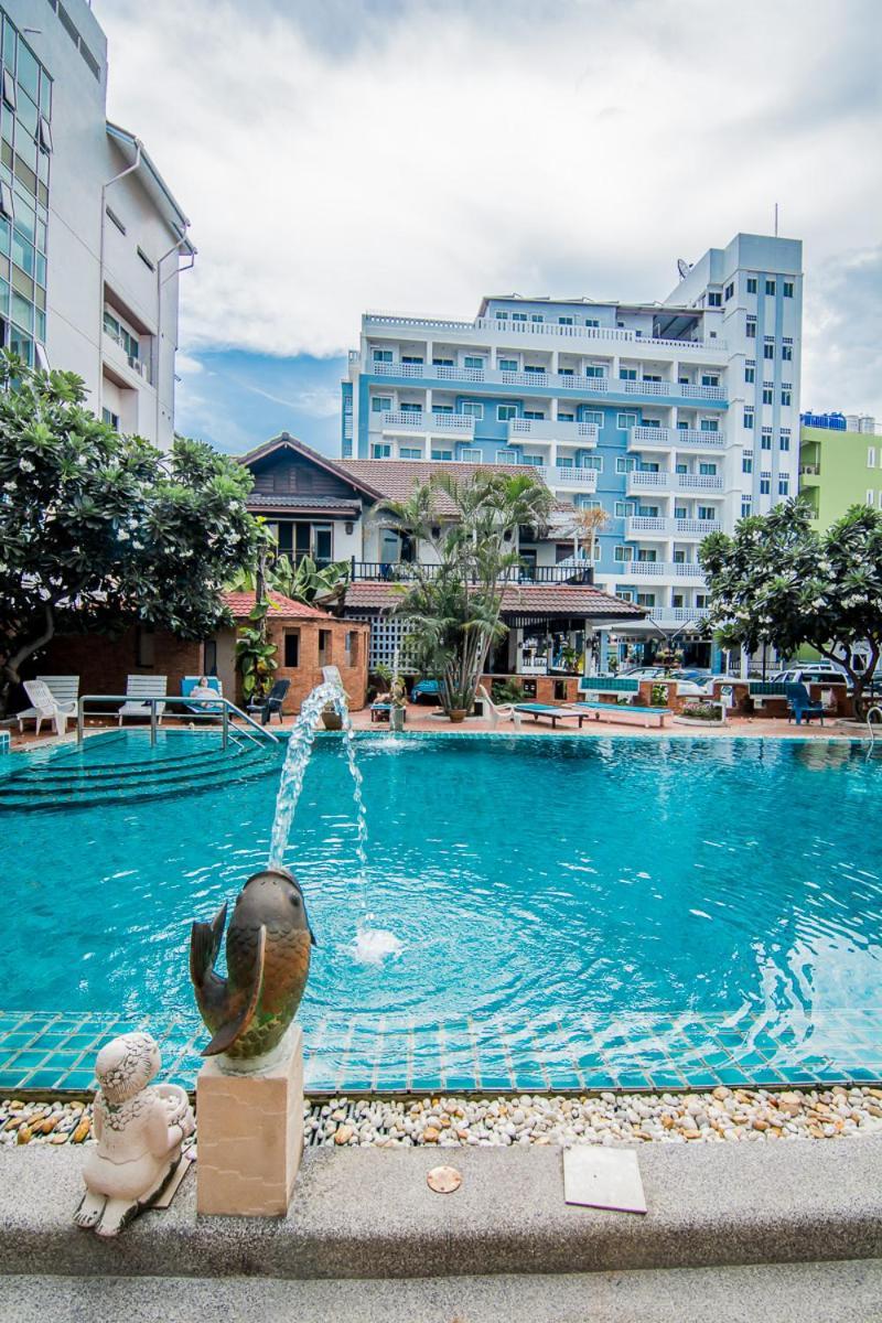 Sutus Court 7 Hotel Pattaya ภายนอก รูปภาพ