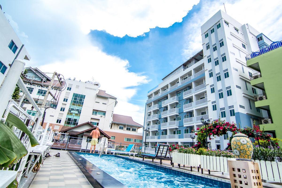 Sutus Court 7 Hotel Pattaya ภายนอก รูปภาพ